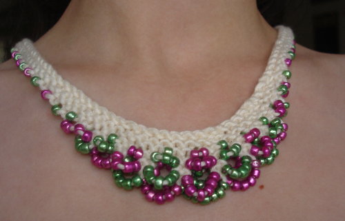 necklace-lilly-side-two